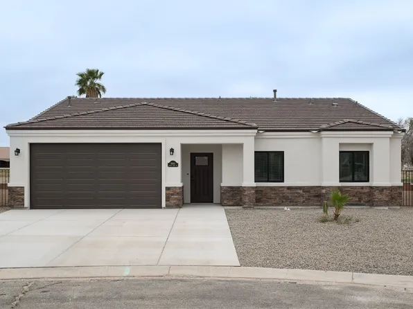 5640 S Desert Lakes Dr, Fort Mohave, AZ 86426