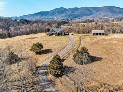 323 Deerberry Ln, Boones Mill, VA, 24065