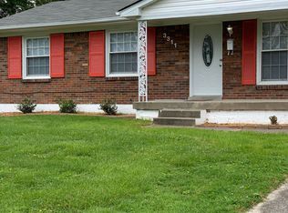 3311 Chinquapin Ln, Louisville, KY 40219