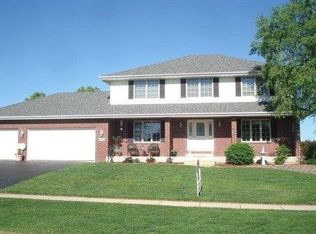 1003 Missy Cir, Winnebago, IL 61088