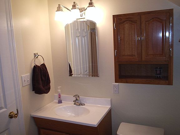 5th image of 161 Gardenvale Dr