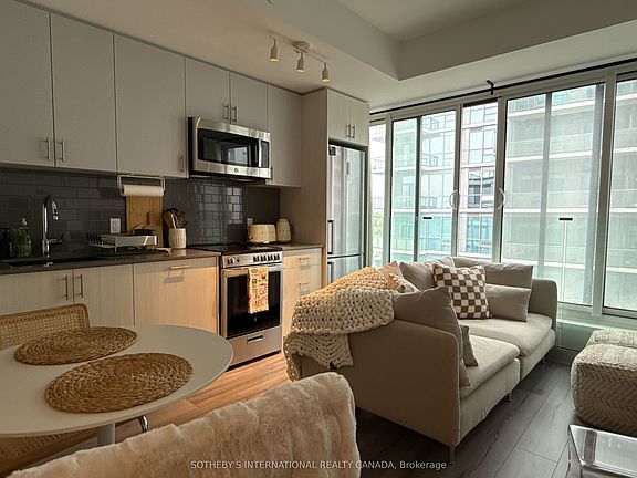 2nd image of 1195 The Queensway Rd #510