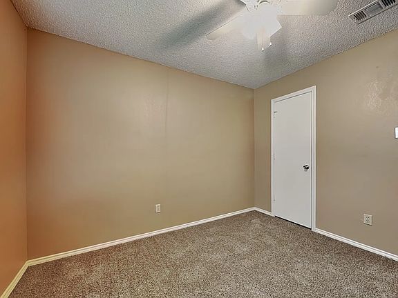 4th image of 2027 Chapel Downs Dr