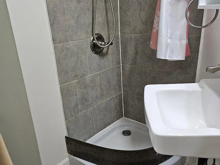 New tile shower