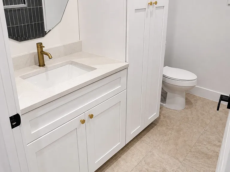 820 26th Ave E #102 — Photo 14