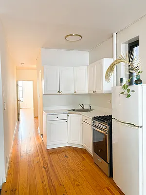 Rented by Level Group | media 10