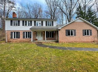 45 Redfern Dr, Youngstown, OH