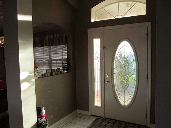 2nd image of 86 Colechester Ln