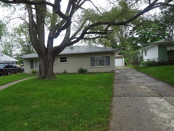 2nd image of 106 Green Ln