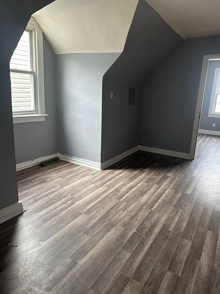 170 S 11th St #3 — photo 3 of 5