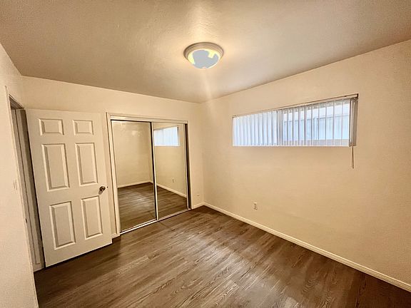 5th image of 820 Tourmaline St
