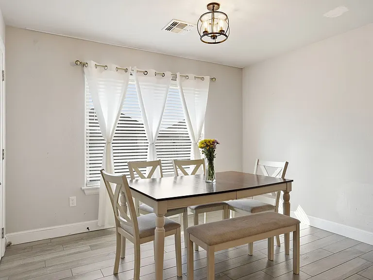 4304 SW Brandon Ln — Photo 12