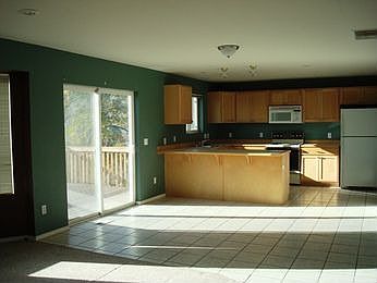 4th image of 734 S Lexington Pl