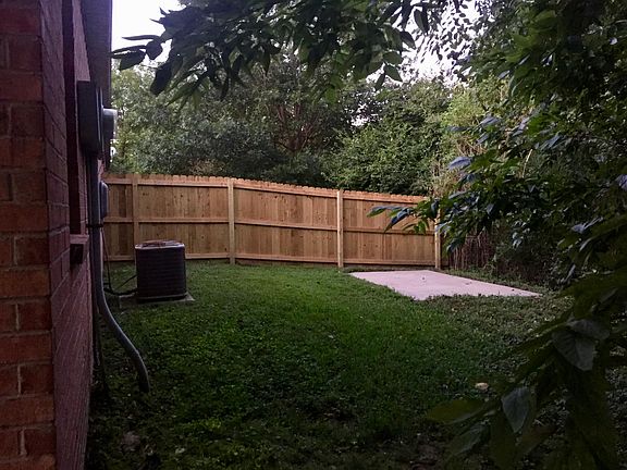 4th image of 1860 N Pine Valley Dr