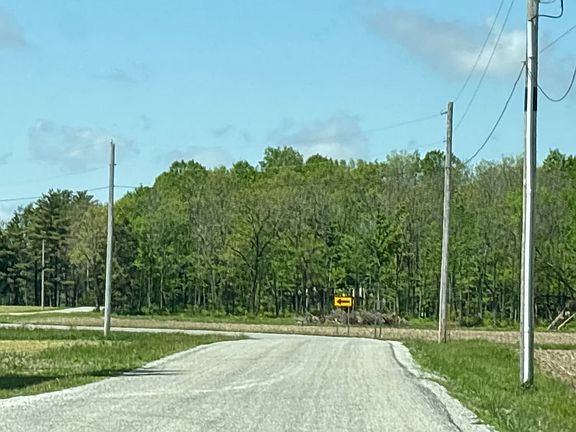 4th image of 3615 E Boone County Rd