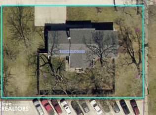 200 W Liberty St, Centerville, IA 52544