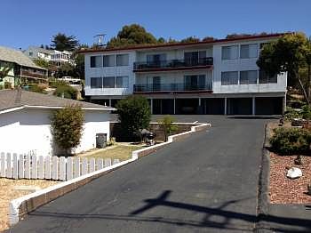 1st image of 110 Hilborn St APT 3