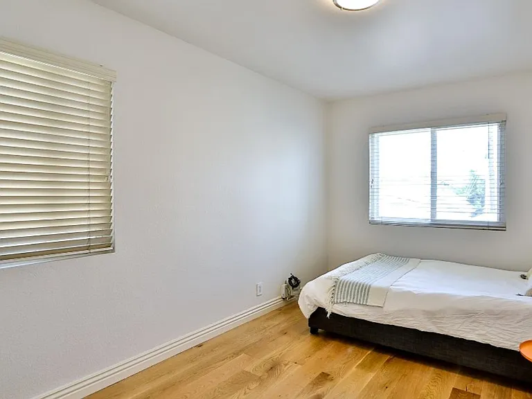 203 Frankfort Ave — Photo 19