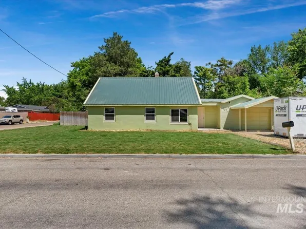 1024 N Indiana Ave, Caldwell, ID 83605