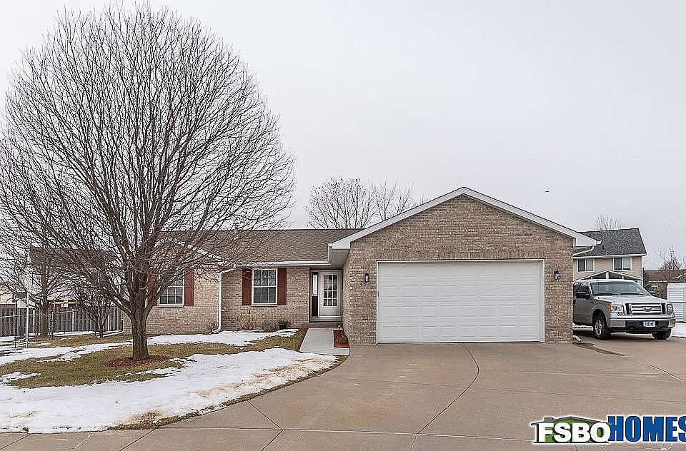 1st image of 45 Pinehurst Ct