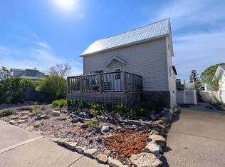 311 N 47th Ave W, Claresholm, AB T0L0T0