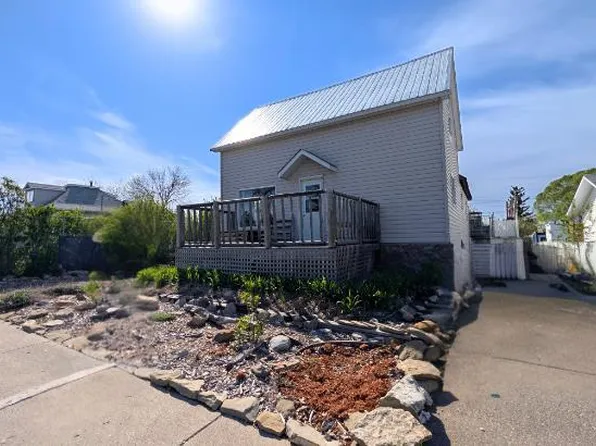 311 N 47th Ave W, Claresholm, AB T0L 0T0