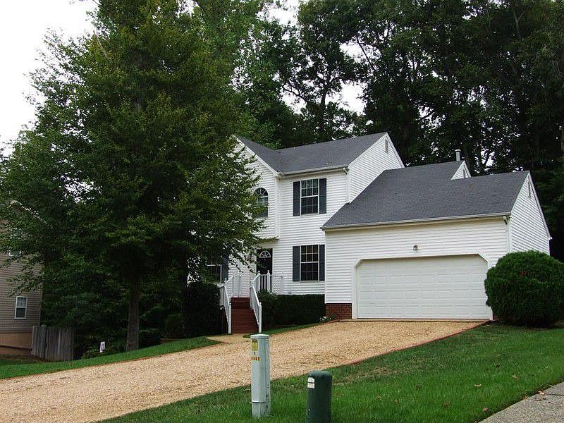 1st image of 4556 Village Park Dr E