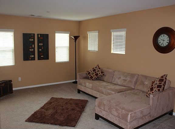 5th image of 3232 Beven Dr