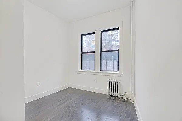 Rented by LG Fairmont Group | media 21