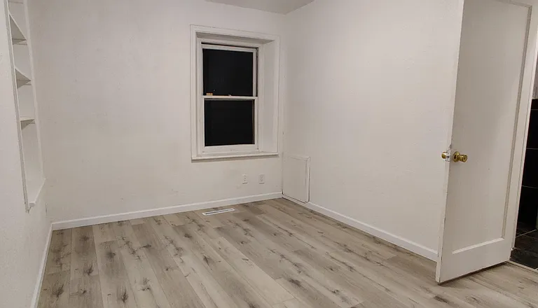 6401 S Redwood Rd — Photo 10