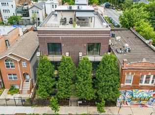 3004 W Lyndale St #3E, Chicago, IL 60647