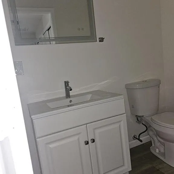 100 Quarry Rd — Photo 16