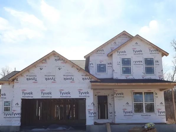 5779 Irwin Dr, Green Township, OH 45248