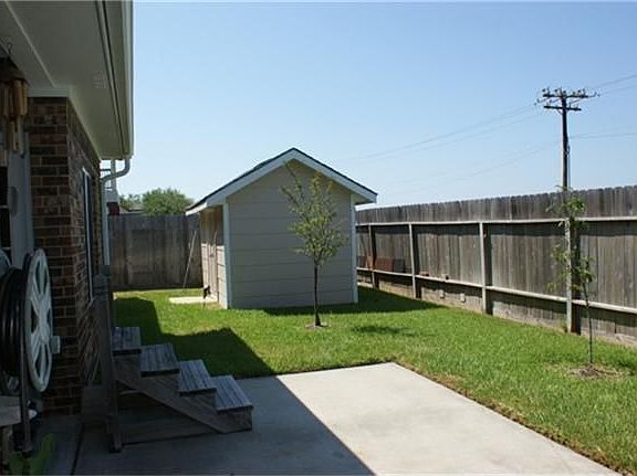 2nd image of 1864 24th Ave N