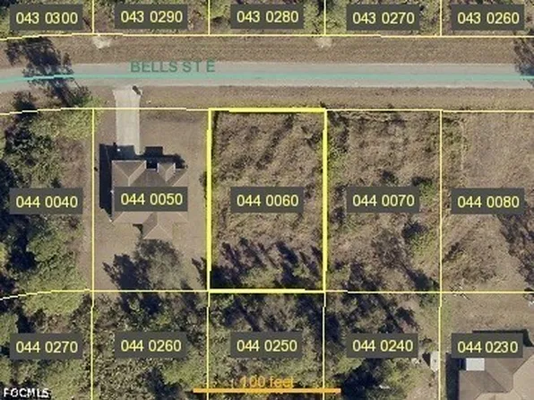 1040 Bells St E, Lehigh Acres, FL 33974