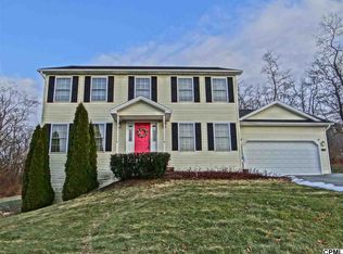 4383 Carlisle Rd, Gardners, PA 17324