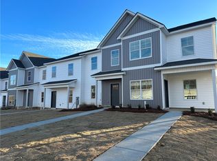 2129 Cobblestone Dr #9, Opelika, AL 36804