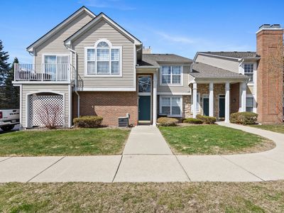 5876 Pine Aires Dr, Sterling Heights, MI, 48314