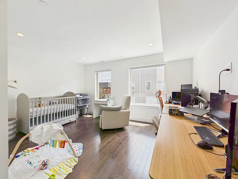 1335 S Garnet St — Photo 34