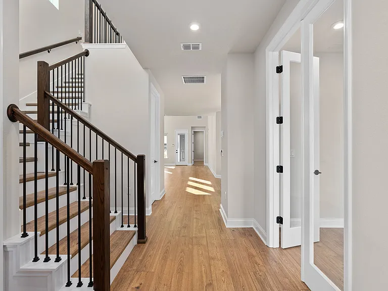 6504 Barnstorm Way — Photo 7