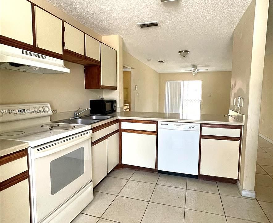 1st image of 8000 SW 21st Ct #8000
