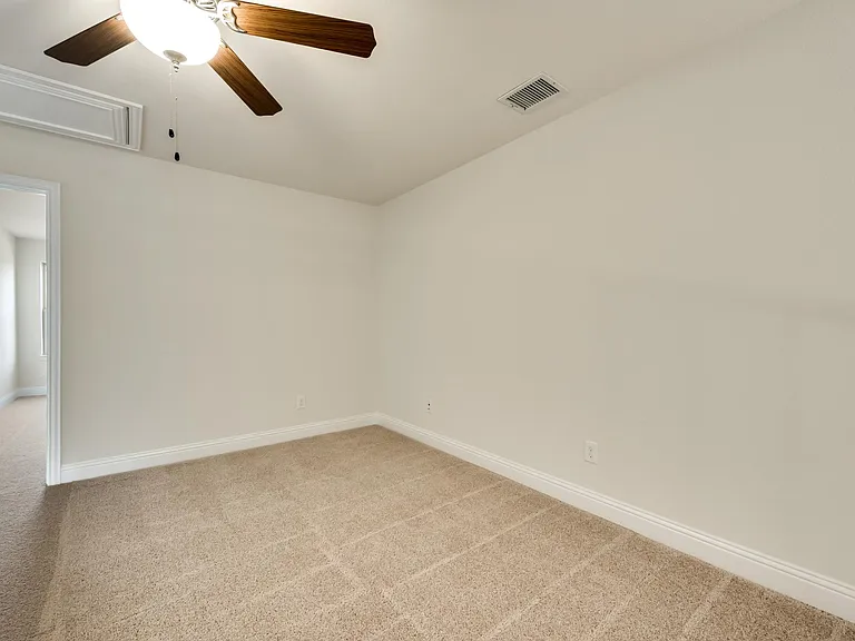 1245 Wiltshire Dr — Photo 10