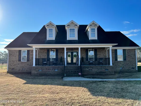 12100 Monticello Drive, Laurinburg, NC 28352