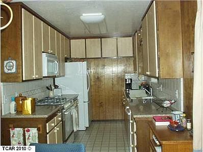 2nd image of 23591 Ontario Dr