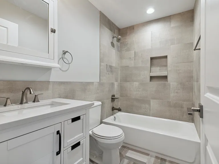 730 N 16th St #3A — Photo 5