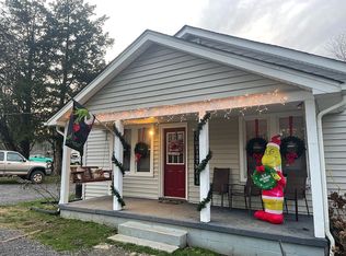 17310 Snap Lodge Rd, Dewitt, VA 23840