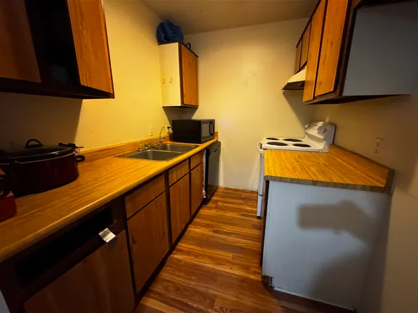 620 Londonderry Ln #202, Denton, TX 76205