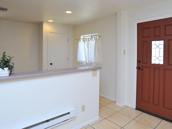 2nd image of 2511 N Sparkman Blvd