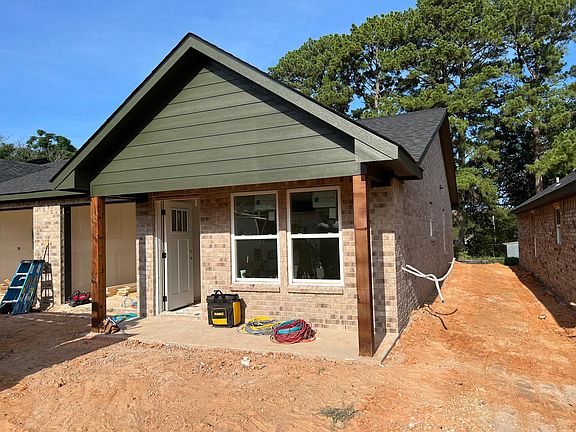 2nd image of 201 Isabella St #6A