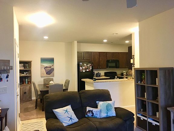 2nd image of 119 Robin Aubrey Ln APT 207